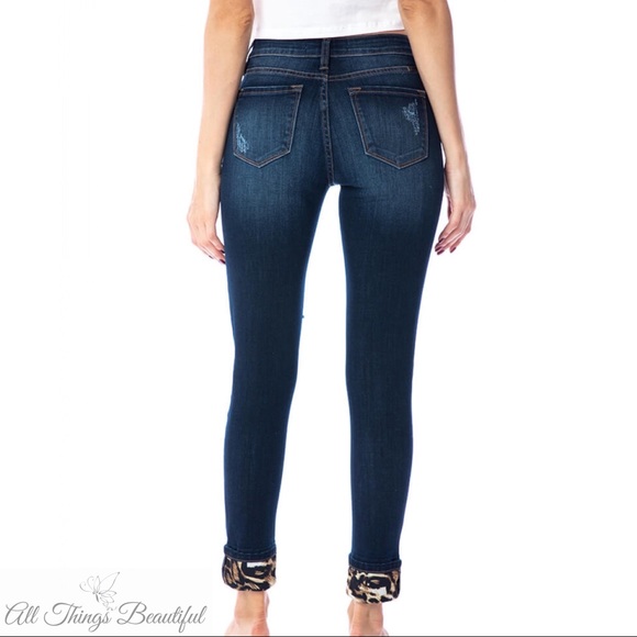 🐾KanCan Dark Wash Leopard Patch Skinnies🐾 - Picture 5 of 10